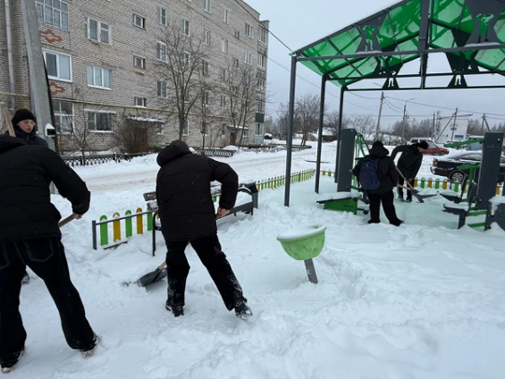 Уборка снега